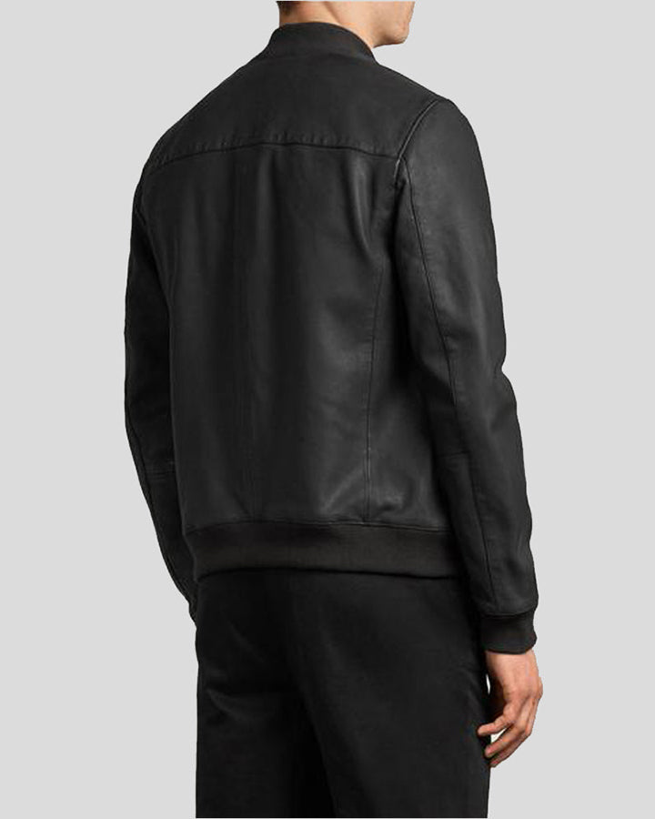 Black-Bomber-Leather-Jacket-porf-mens-4_2000x_f345fab3-bb91-45e7-8001-5e47da47b351_2000x-1.jpg