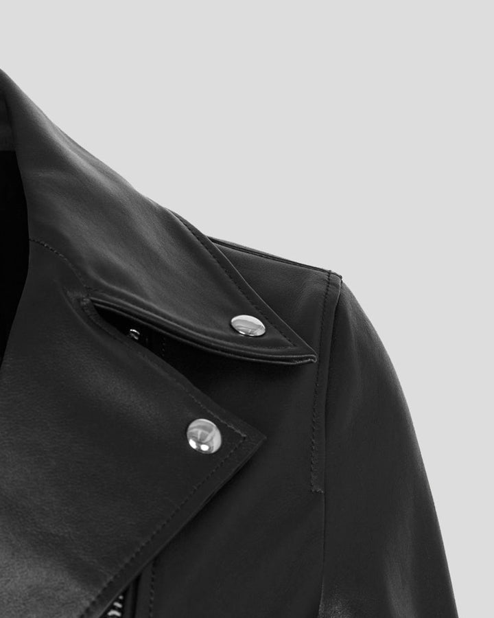 yareli-black-biker-leather-jacket-4_2000x_bf933302-29b4-481b-8a75-d5a4af781b49_2000x.jpg